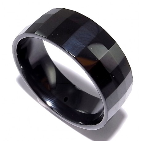 Bague céramique facettée 7mm T P/M/G noire