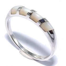 Bague argent 1,4g t 48 à 58 nacre