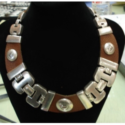 Collier métal et cuir marron