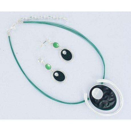 Set epoxy vert foncé  collier cables 42+8cm +bo
