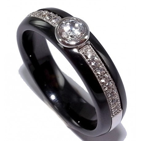 Bague céramique noire et argent rhodié 1,7g zircons p. 5mm T 50 à 60