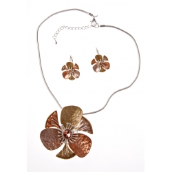 Parure fantaisie "fleurs" collier 42+7 cm émail et strass + boucles d'oreille as