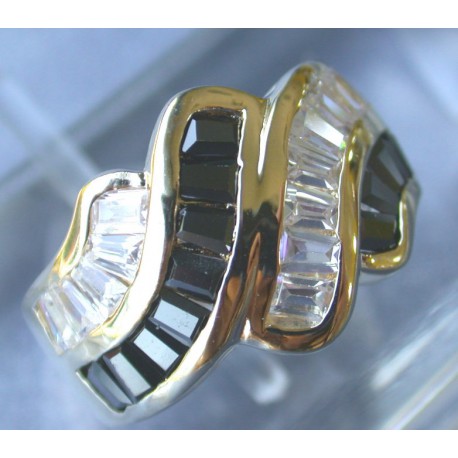 BAGUE PLAQUEE OR  PIERRES SYNTHETIQUES