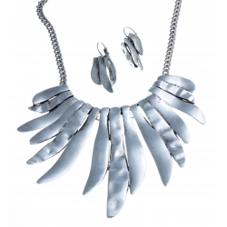 Parure fantaisie - vieil argent 41+7 cm + boucles d'oreille assorties