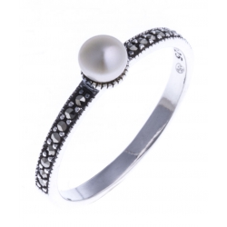 Bague argent rhodié 1,4g - perle de culture - marcassites - T 50 à 60