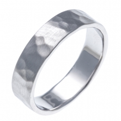 Bague argent rhodié 3g - martelée - finition mate - T50 à 60