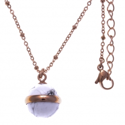 Collier en acier rosé - howlite blanche - diamètre de la boule : 15mm - longueur